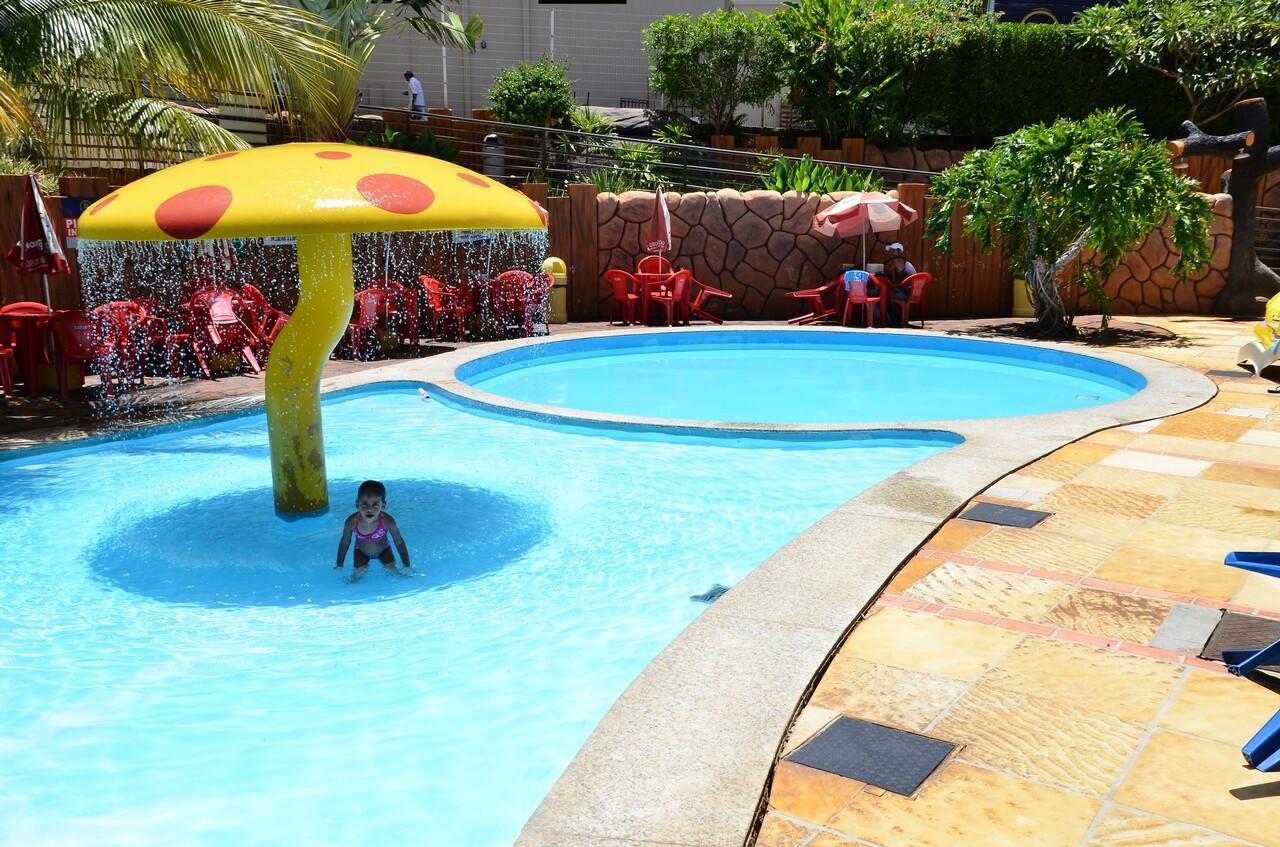 Apartamento Golden Dolphin Grand Caldas Novas Exterior photo